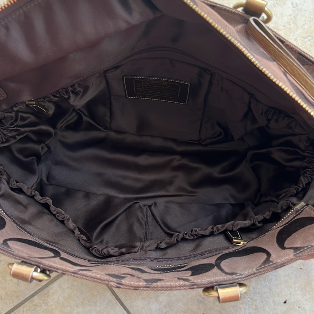 Authentic Coach bag - Picture 5 of 6